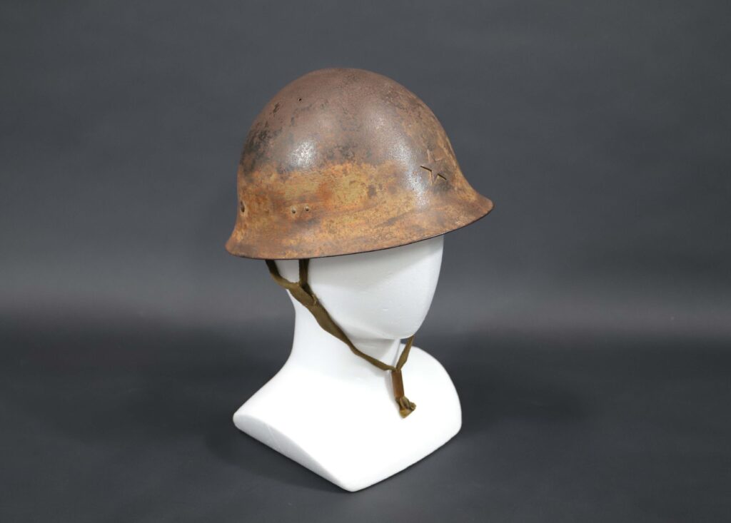 旧陸軍の鉄帽